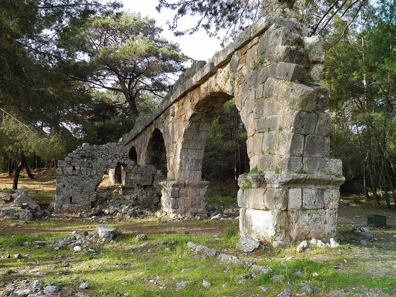Phaselis antik su kemeri